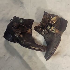 Freebird by Stephen Rockstar ankle boots sz 6